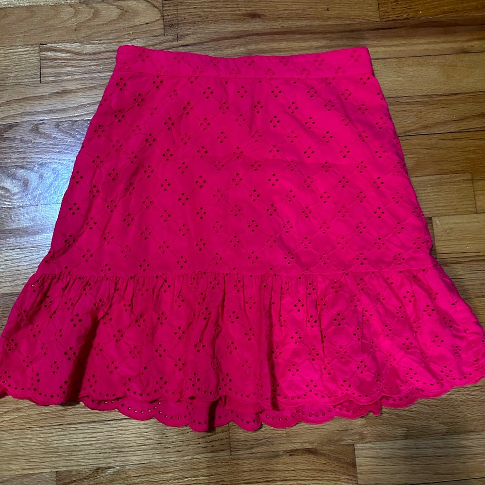 Loft Vibrant Pink Eyelet Skirt size 2 - new without tags